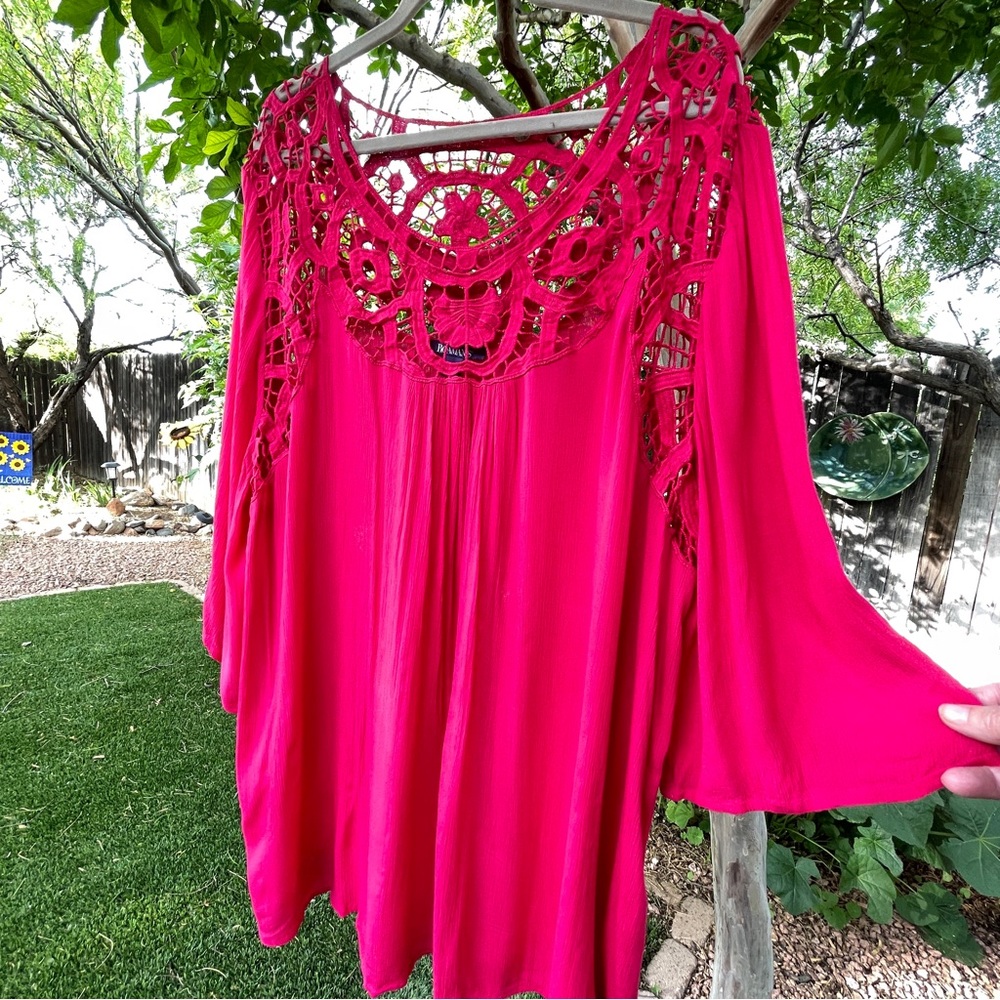 🚨Roman’s Plus Size Crochet Lace Trim Tunic Bell Shirt Blouse P2P: 32.5” L: 34” - Picture 5 of 12